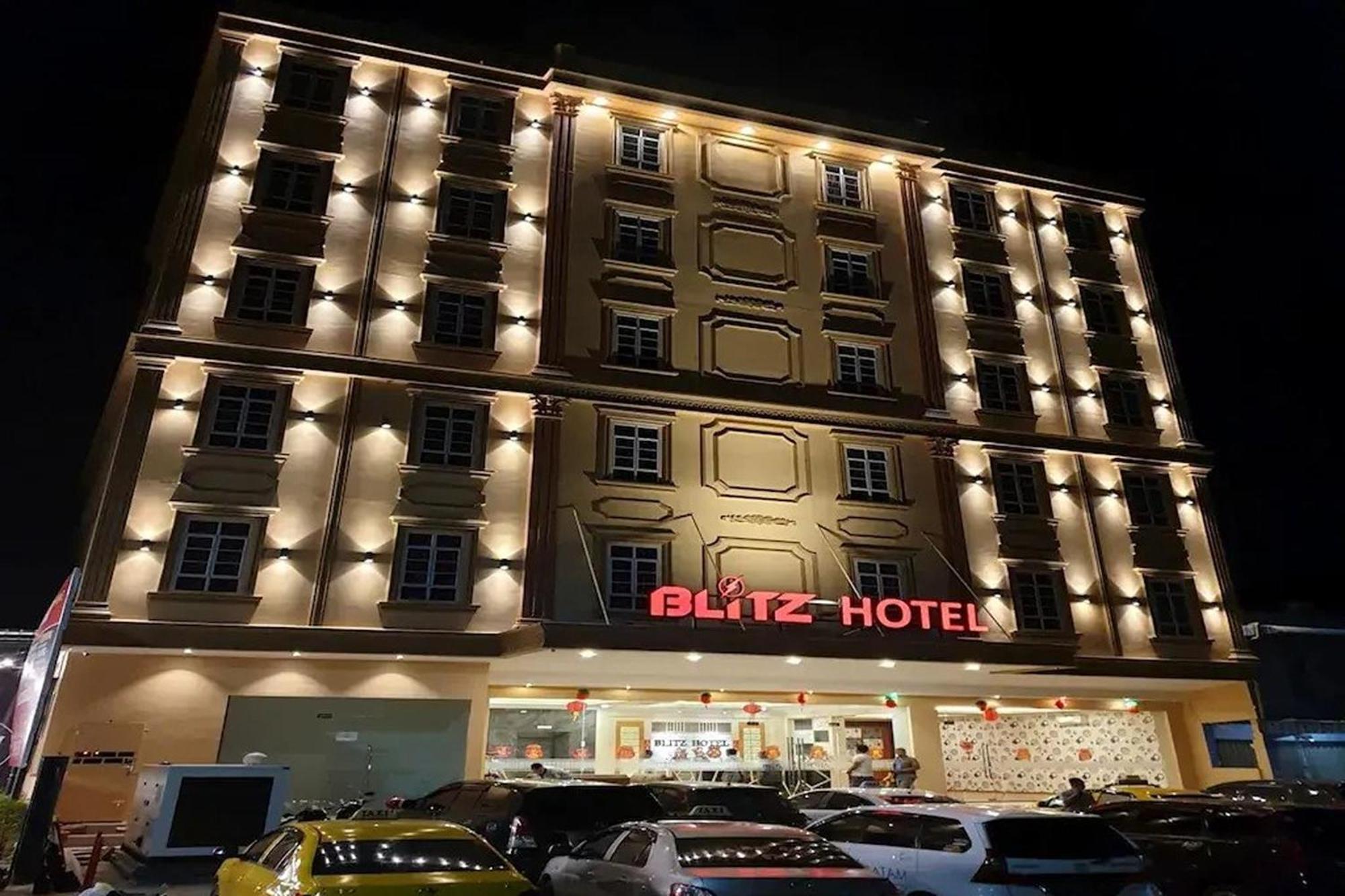 Blitz Hotel Batam Tanjung Uncang Sekupang Bagian luar foto